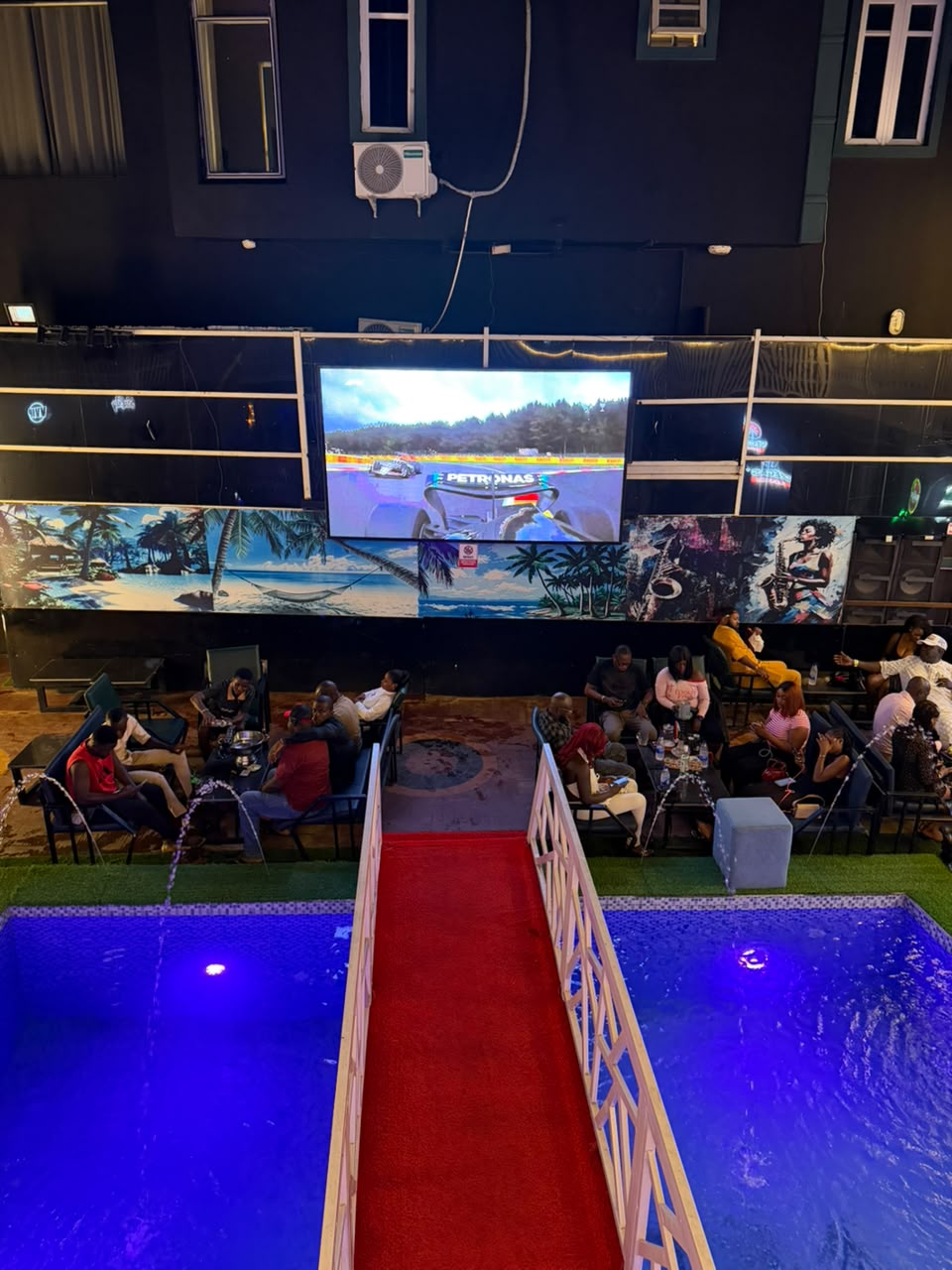 Vegas Lounge gallery photo